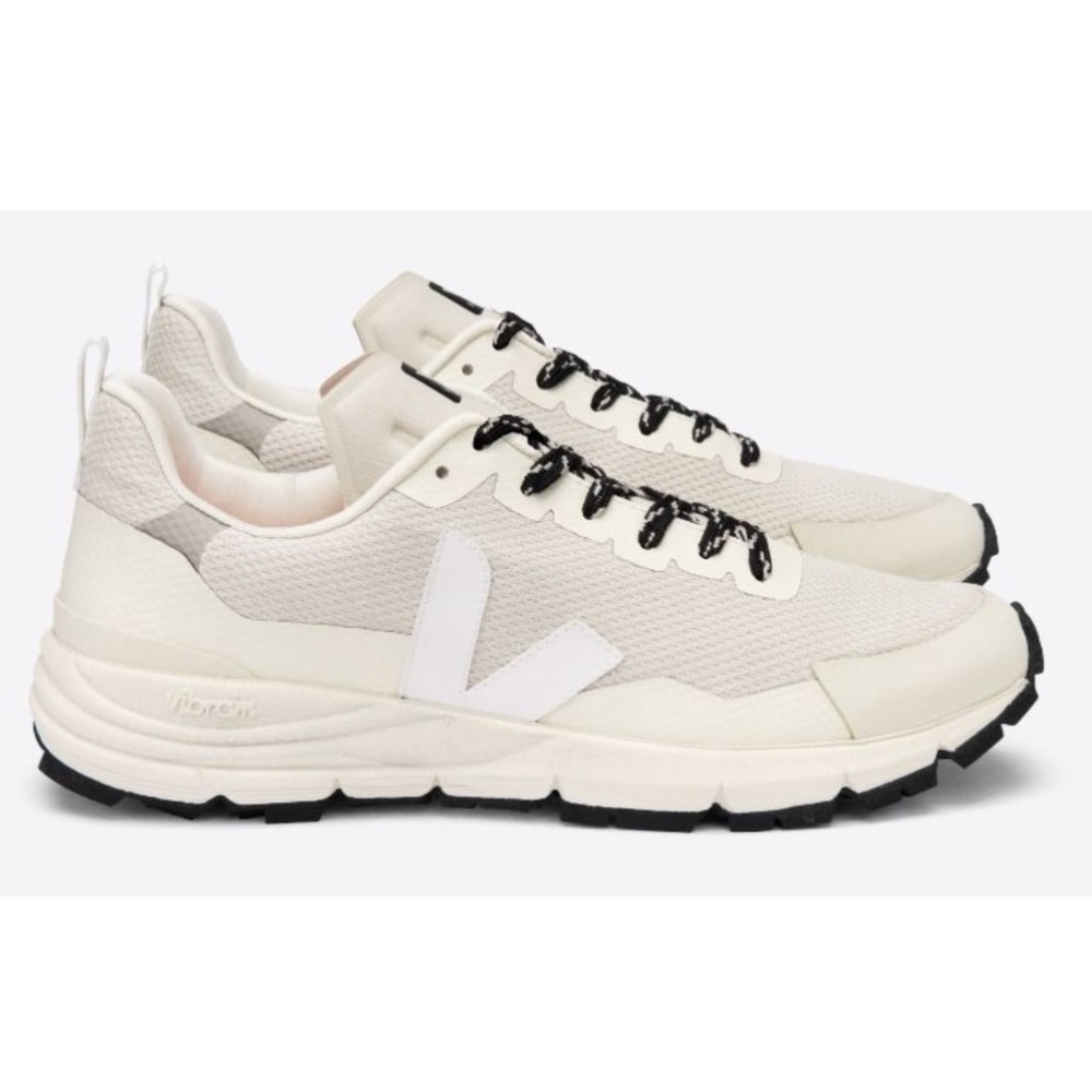 Veja Dekka Sneakers